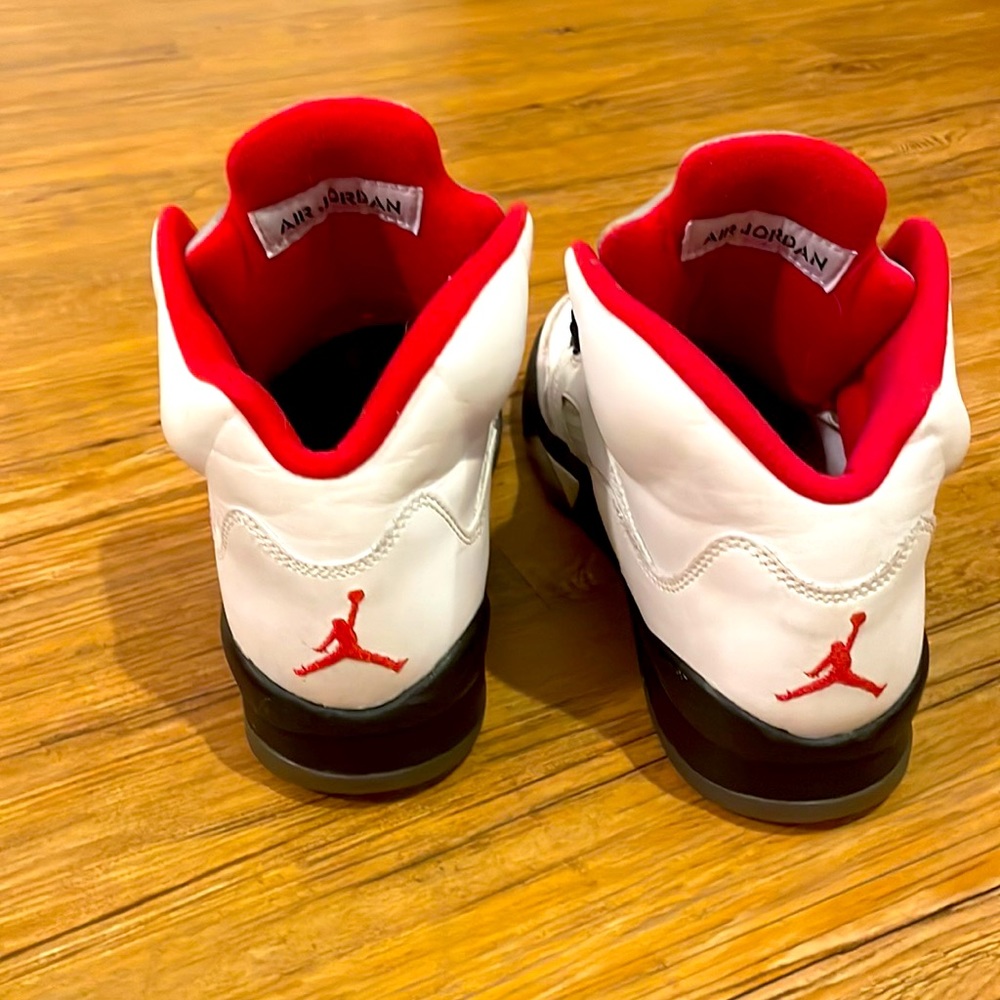 Jordan 5 Fire red 350! Usually size 5.5 with box